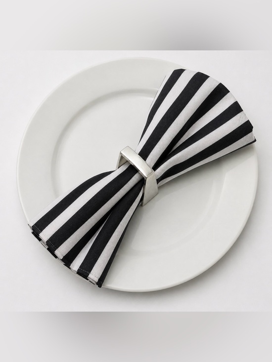 henri bendel Other - Henri Bendel 8 Pc Set of Silver Napkin Rings NWT